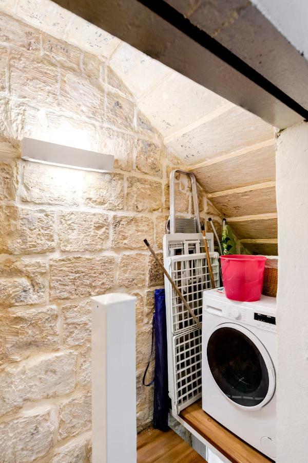 Chic, Stylish 1 Bedroom Maisonette - Close To Valletta Ил-Фурияна Екстериор снимка